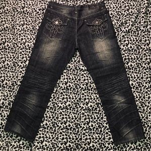 Y2K RAWBLUE Size 40 Faded Jeans 
Embroidered Back pockets 
Detailed buttons